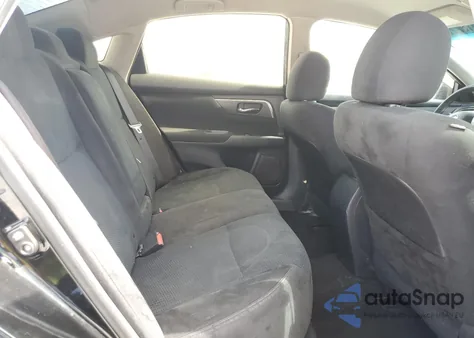 2015 Nissan Altima 2.5 z USA, uszkodzony, nr VIN 1N4AL3AP6FC213699